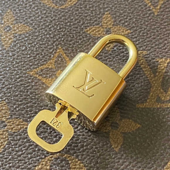 Louis Vuitton brass lock set with key #321 Authentic padlock EXCELLENT! - Picture 1 of 5